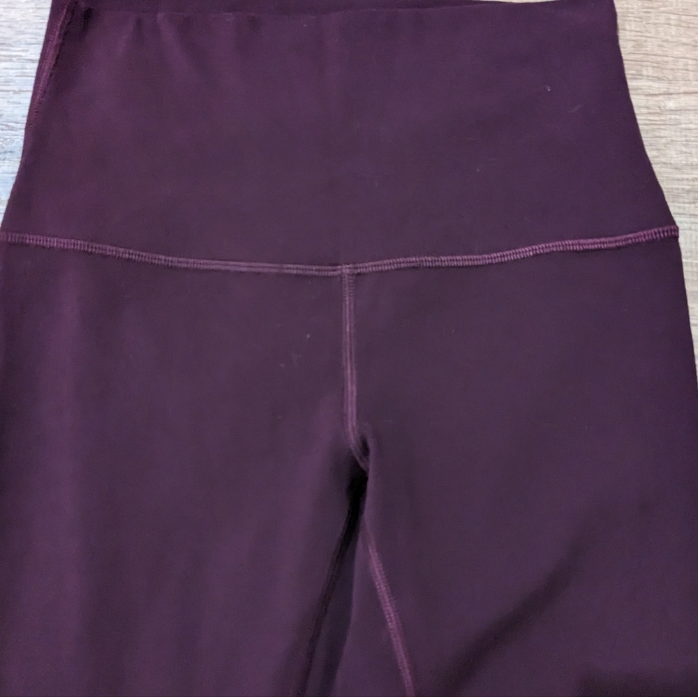 Lululemon Capri leggings yoga.size 2 color Red Wine - Picture 2 of 7